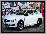 Volvo S60, Cross Country